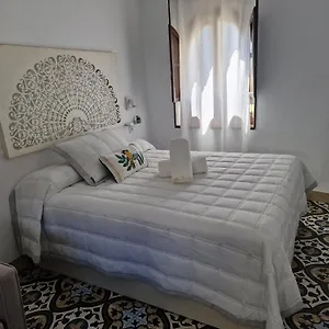 https://tourist-cordoba-romero.es-andalucia.com